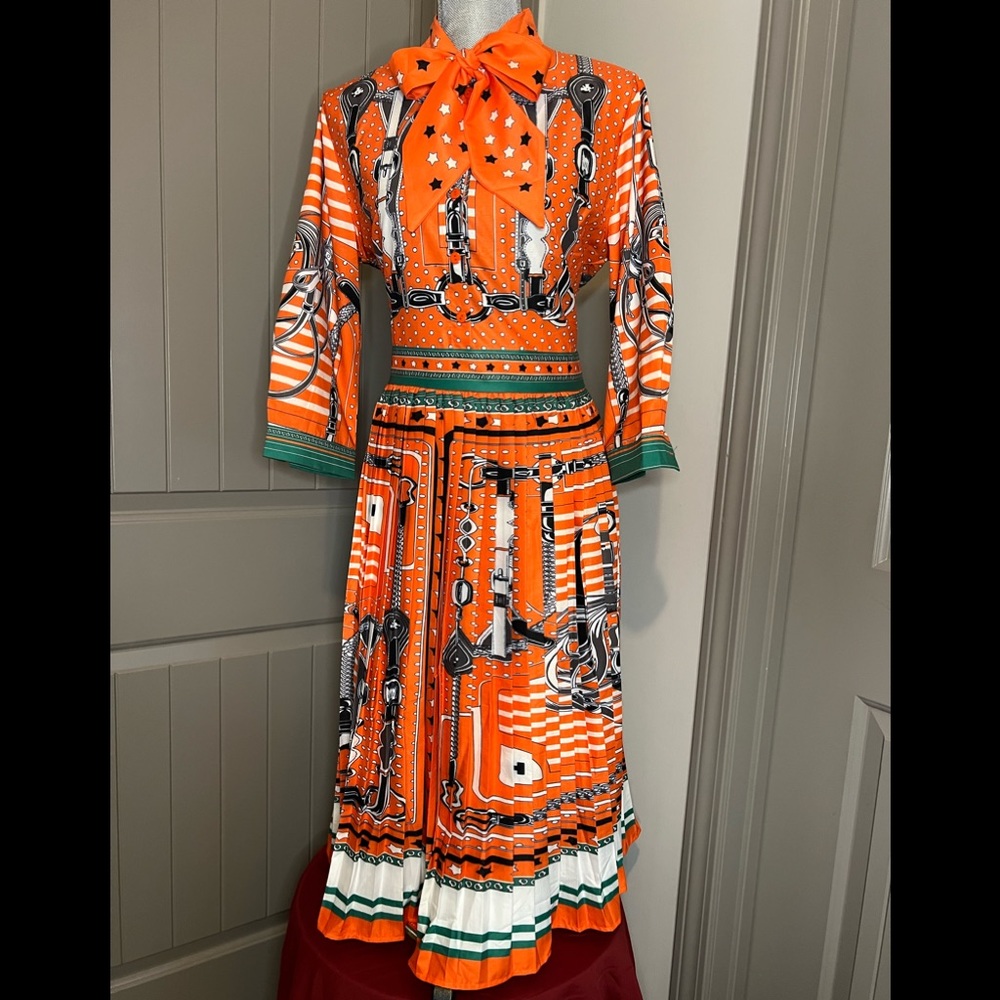 NWOT Pleated dress